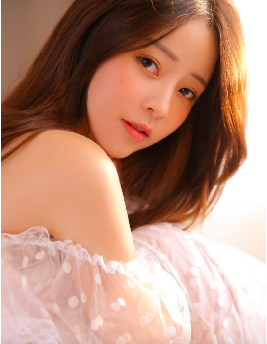 长发少女私房诱惑甜美迷人写真图片 3